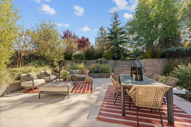 436 Lakeview Way, Redwood City, California 94062