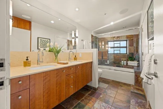 436 Lakeview Way, Redwood City, California 94062