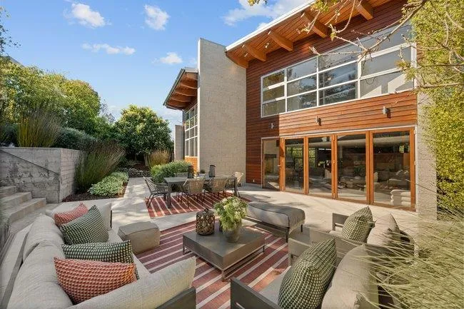 436 Lakeview Way, Redwood City, California 94062
