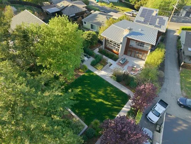 436 Lakeview Way, Redwood City, California 94062