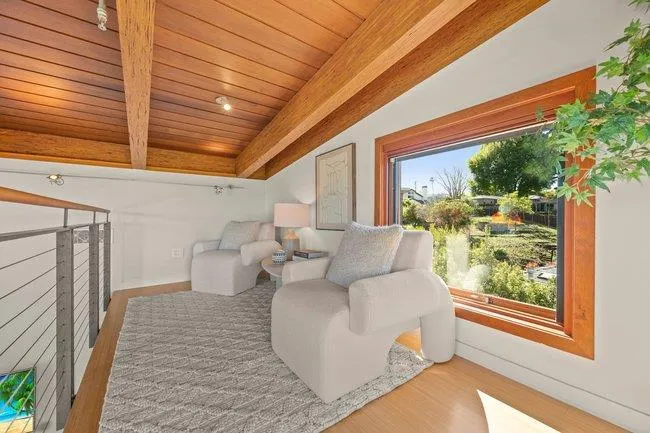 436 Lakeview Way, Redwood City, California 94062