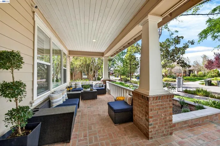 SPACIOUS COVERED FRONT PORCH