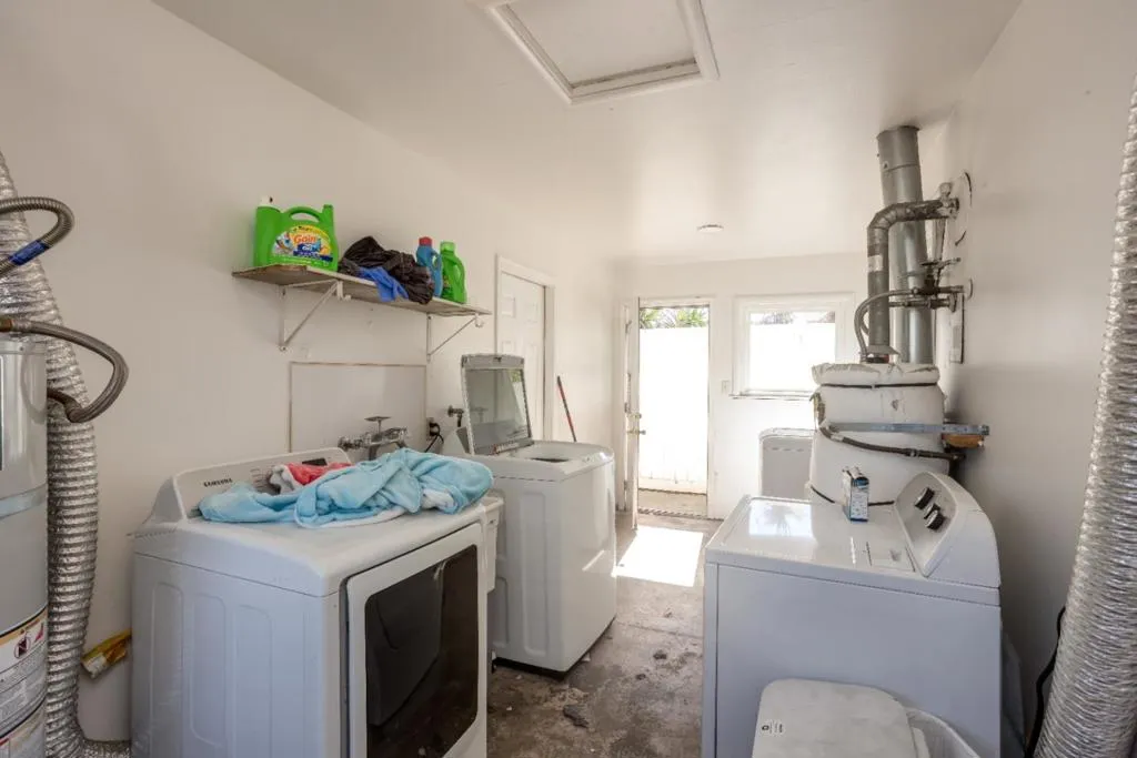 Shared Laundry area with separate entrance to units.