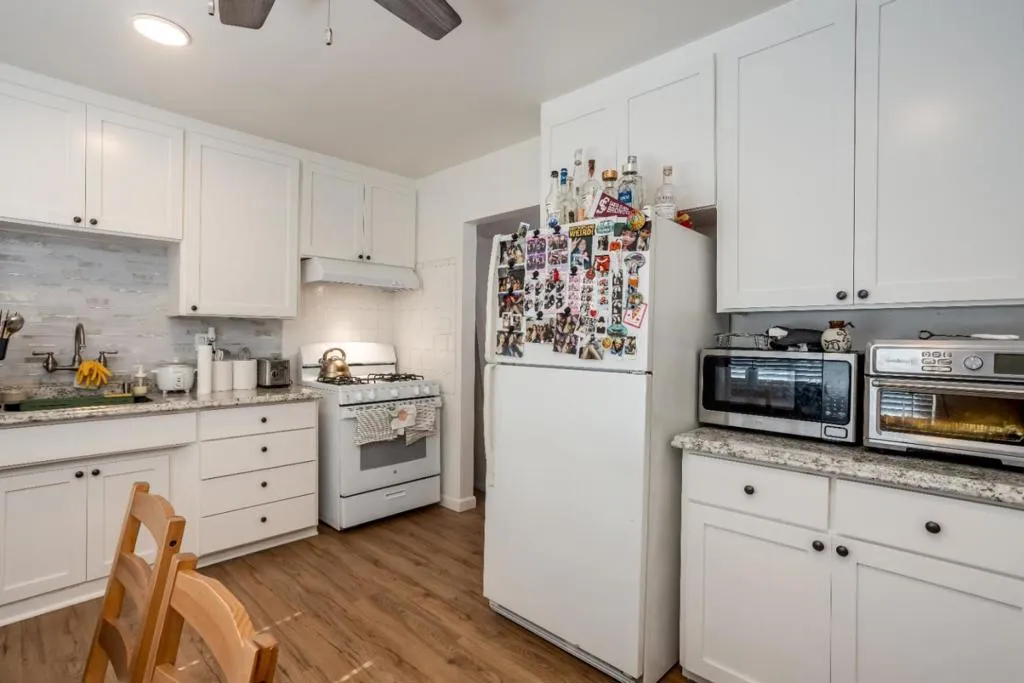 Unit 1120 Kitchen