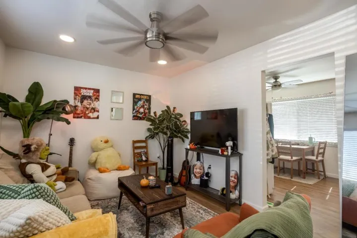 Unit 1120 Living room