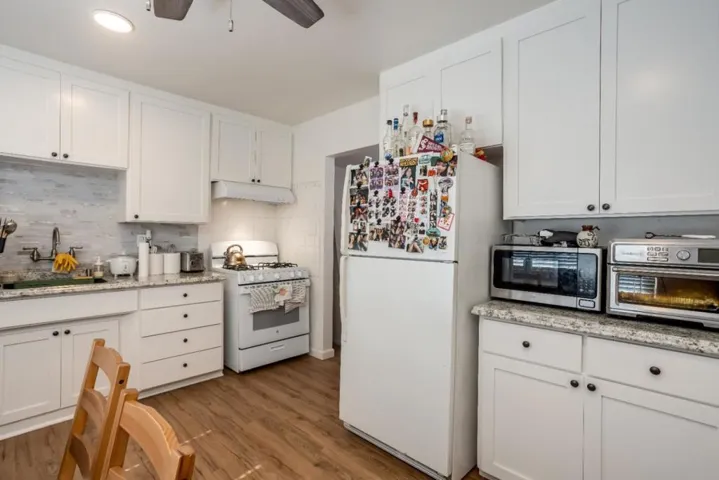 Unit 1120 Kitchen