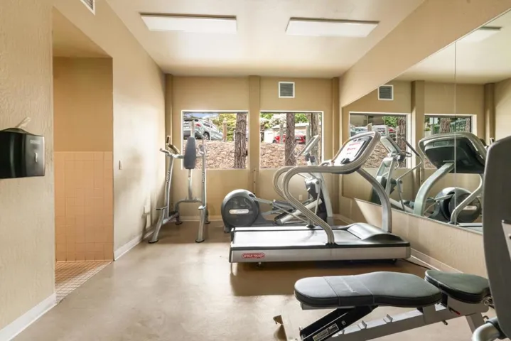 385 Mandarin Drive 11, Daly City, California 94015