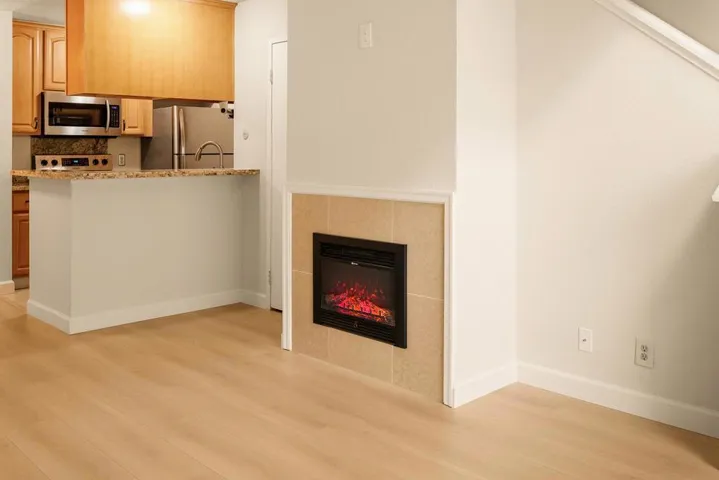 385 Mandarin Drive 11, Daly City, California 94015