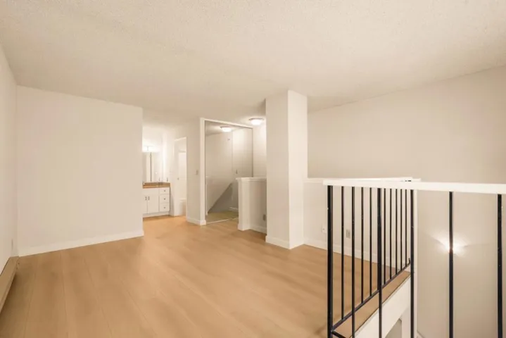 385 Mandarin Drive 11, Daly City, California 94015
