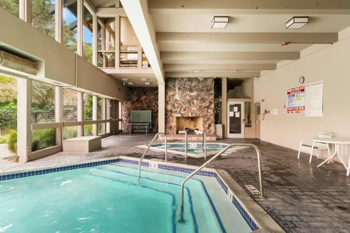 385 Mandarin Drive 11, Daly City, California 94015