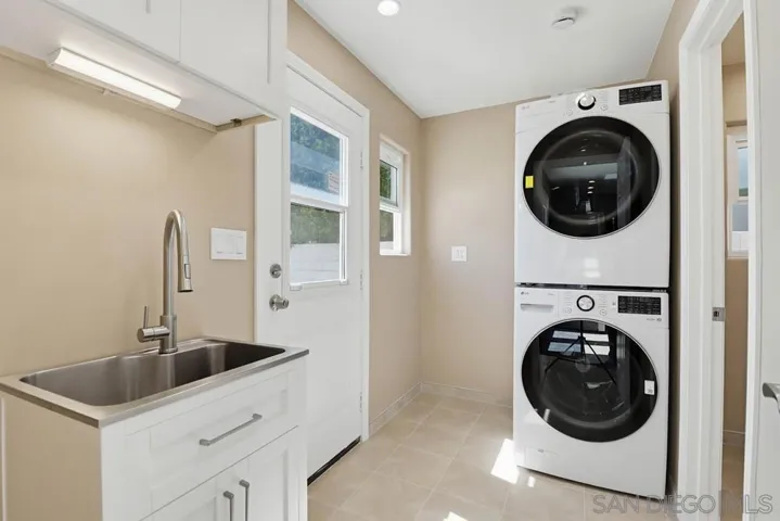 6411 Bradford Street, San Diego, California 92115