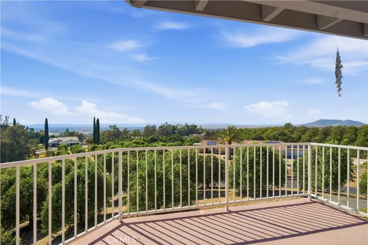 Balcony with Forever Views of Wine Country