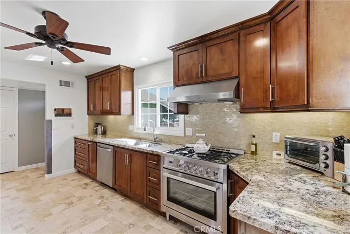 Large kitchen with plenty of counter space