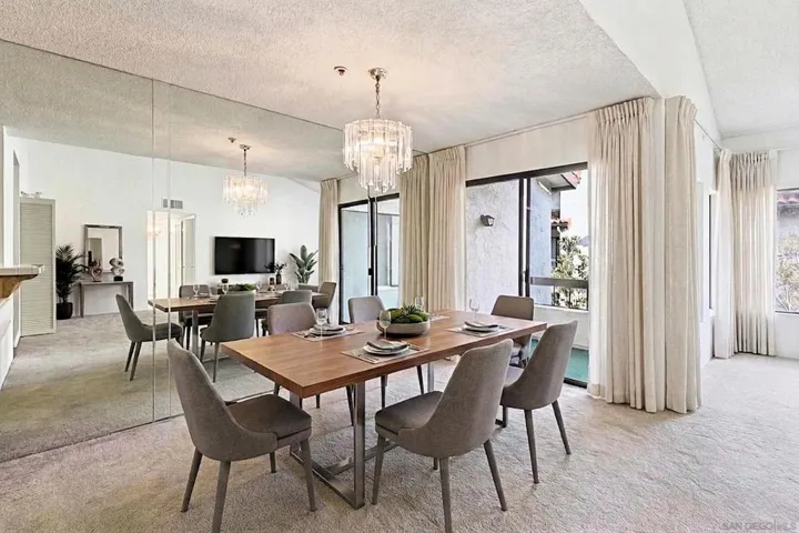 https://zimg.paragon.ice.com/ParagonImages/Property/PA/SDMLS/-519317/8/120/90/279e70290a3b731cd7aac74e2e31f6de/3/bf6c923ef5549f3972290b412145ed1e/-519317-82a68cc7-0988-4a9e-9f4d-a05c1dd9e136.JPG
