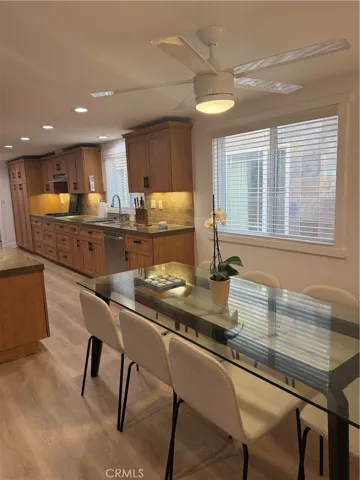 4823 River Avenue A, Newport Beach, California 92663