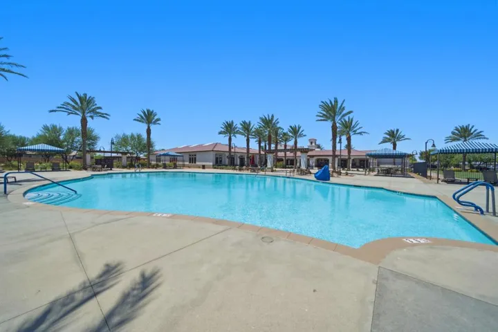 34-Pool