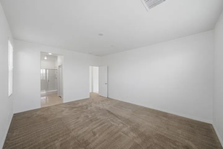 24-Primary Bedroom