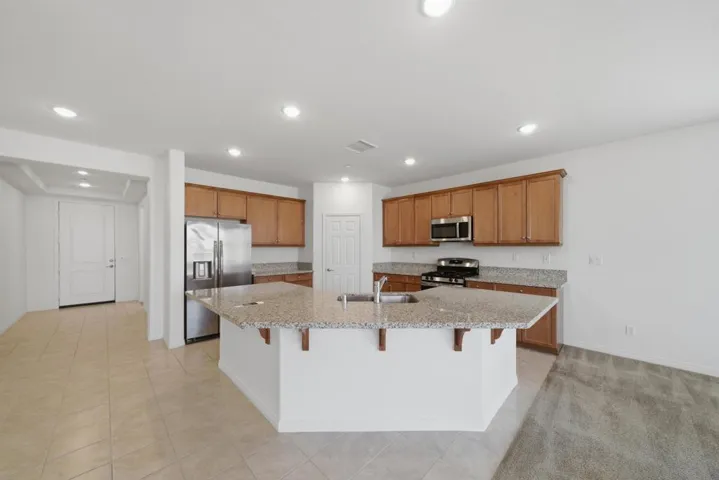 16-Kitchen