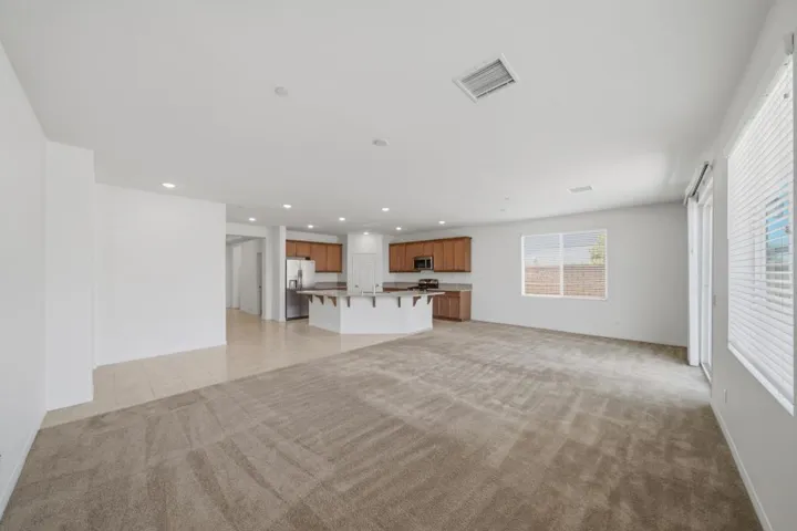 21-Living Room & Dining Room