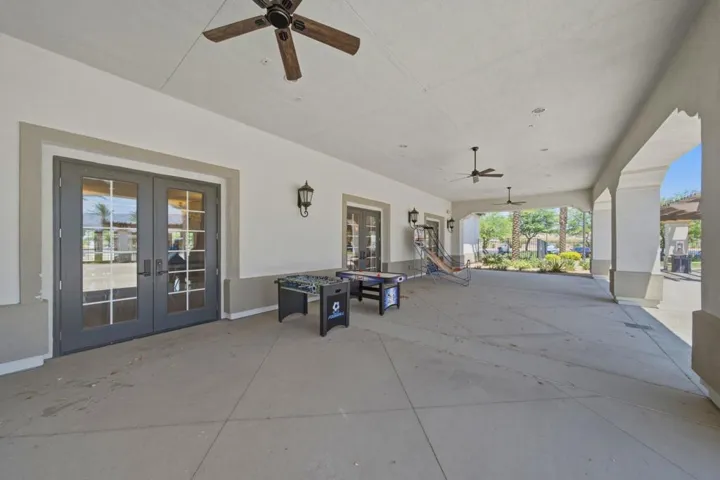 32-Clubhouse Amenities