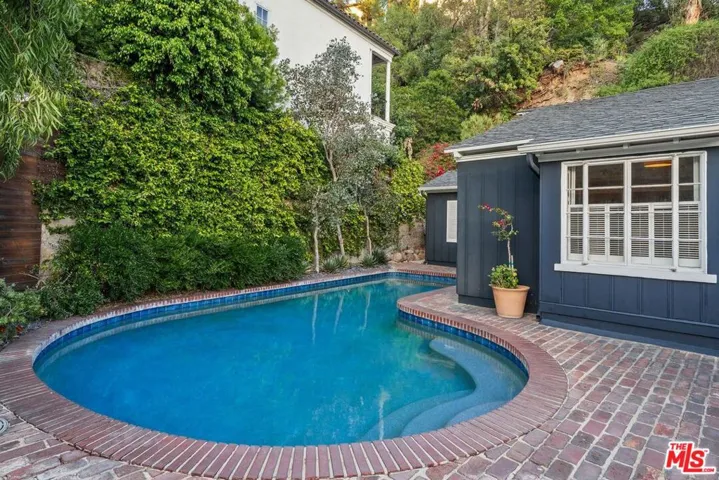2109 Castilian Drive, Los Angeles, California 90068
