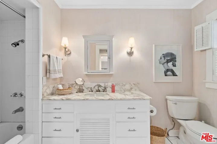 2109 Castilian Drive, Los Angeles, California 90068