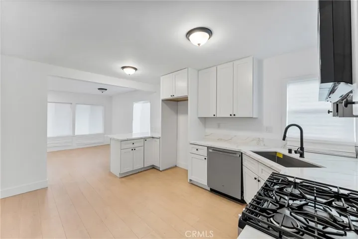 4909 Fidler, Lakewood, California 90712