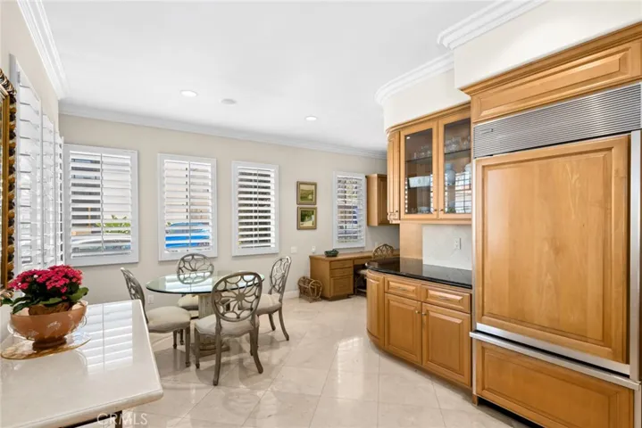 521 Via Lido Nord, Newport Beach, California 92663