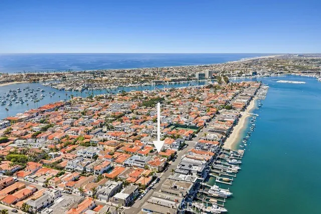521 Via Lido Nord, Newport Beach, California 92663