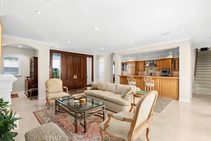 521 Via Lido Nord, Newport Beach, California 92663