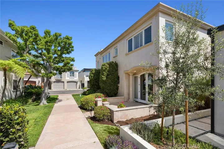 521 Via Lido Nord, Newport Beach, California 92663