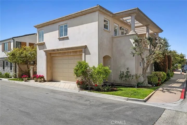 521 Via Lido Nord, Newport Beach, California 92663
