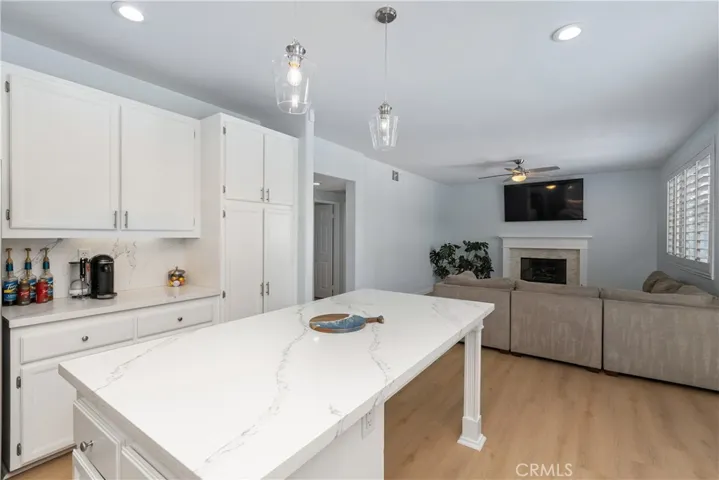23992 23992 Chatenay, Murrieta, California 92562