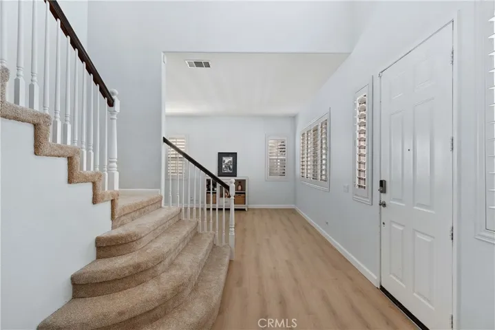23992 23992 Chatenay, Murrieta, California 92562