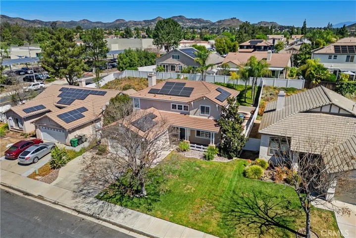 23992 23992 Chatenay, Murrieta, California 92562
