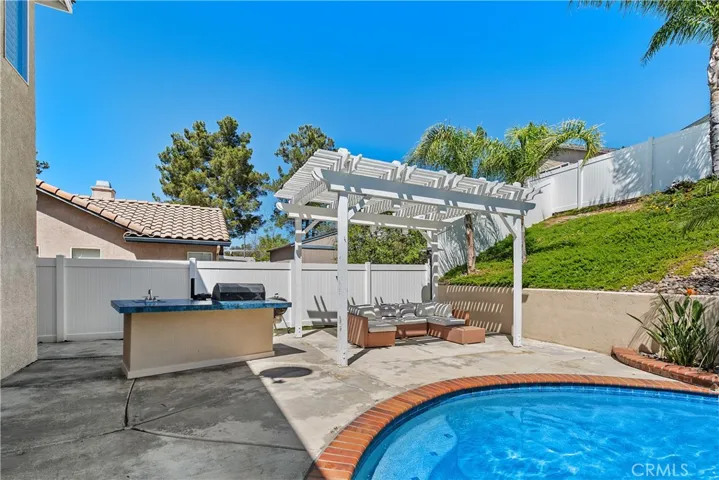 23992 23992 Chatenay, Murrieta, California 92562