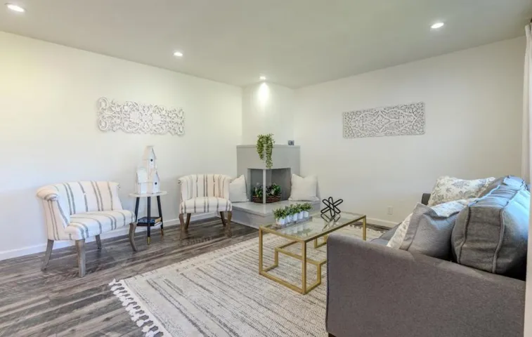 352 Monterey Road, Pacifica, California 94044