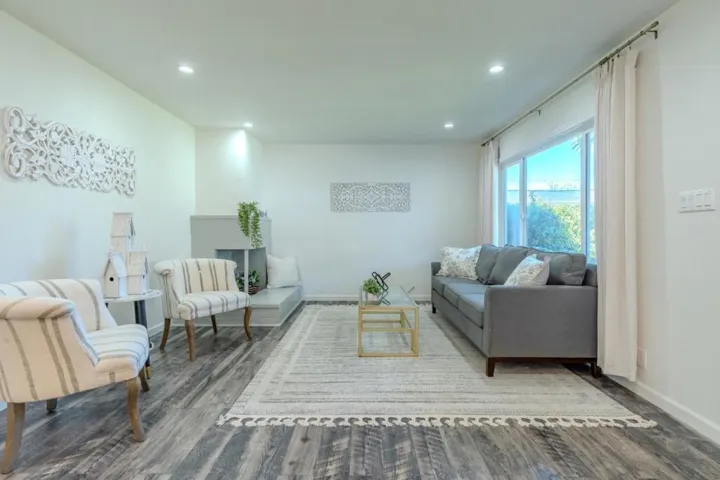 352 Monterey Road, Pacifica, California 94044