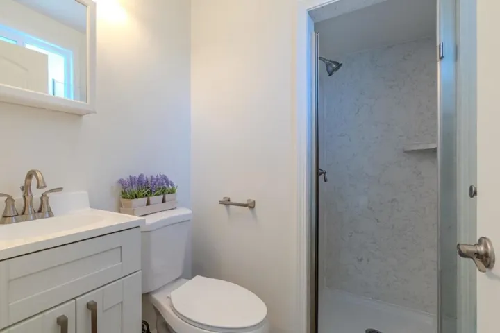 352 Monterey Road, Pacifica, California 94044