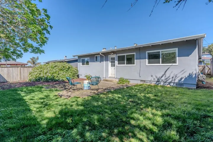 352 Monterey Road, Pacifica, California 94044