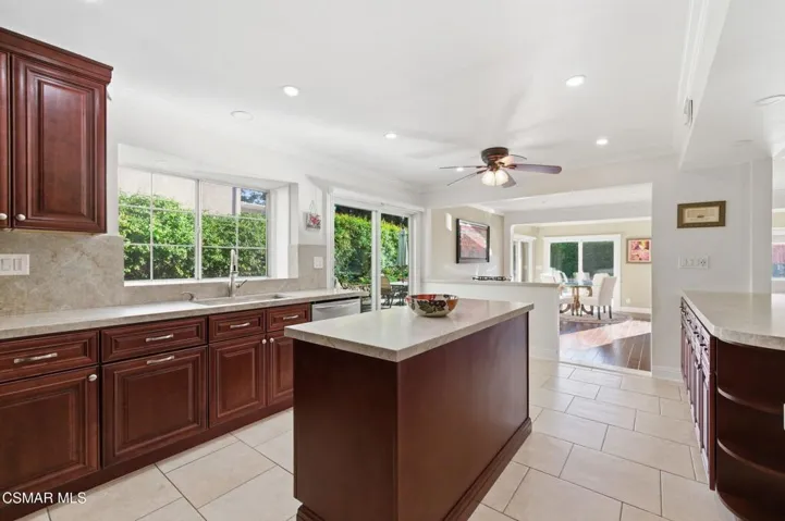 014_939_ranch_house_rd-014_596