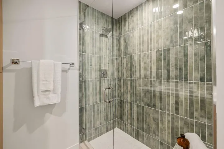 101-web-or-mls-AM4A4930