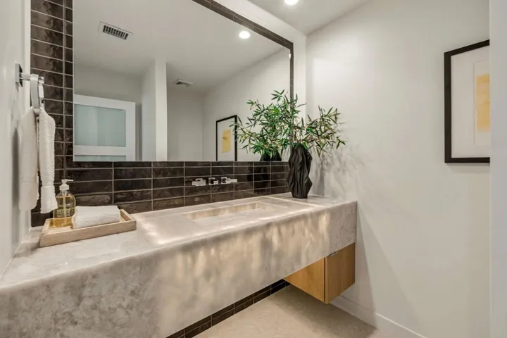 134-web-or-mls-AM4A4750