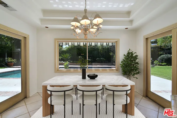 Virtually Staged Breakfast Roo