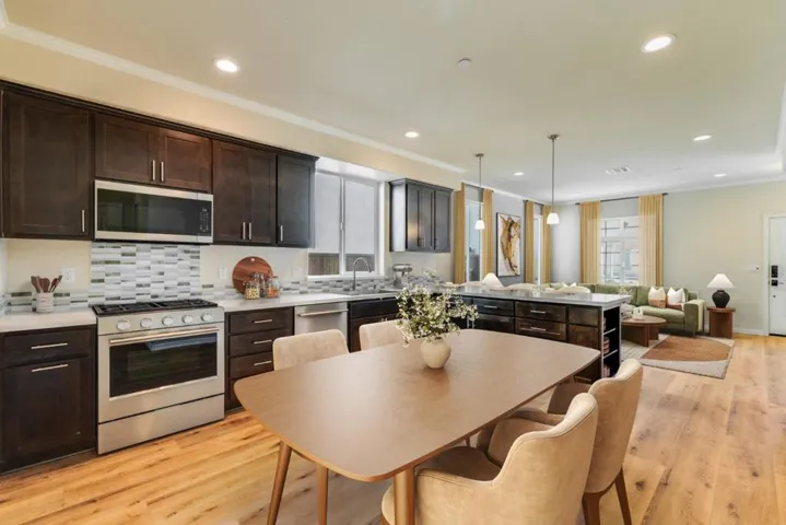 130 Alan Lane, Hollister, California 95023
