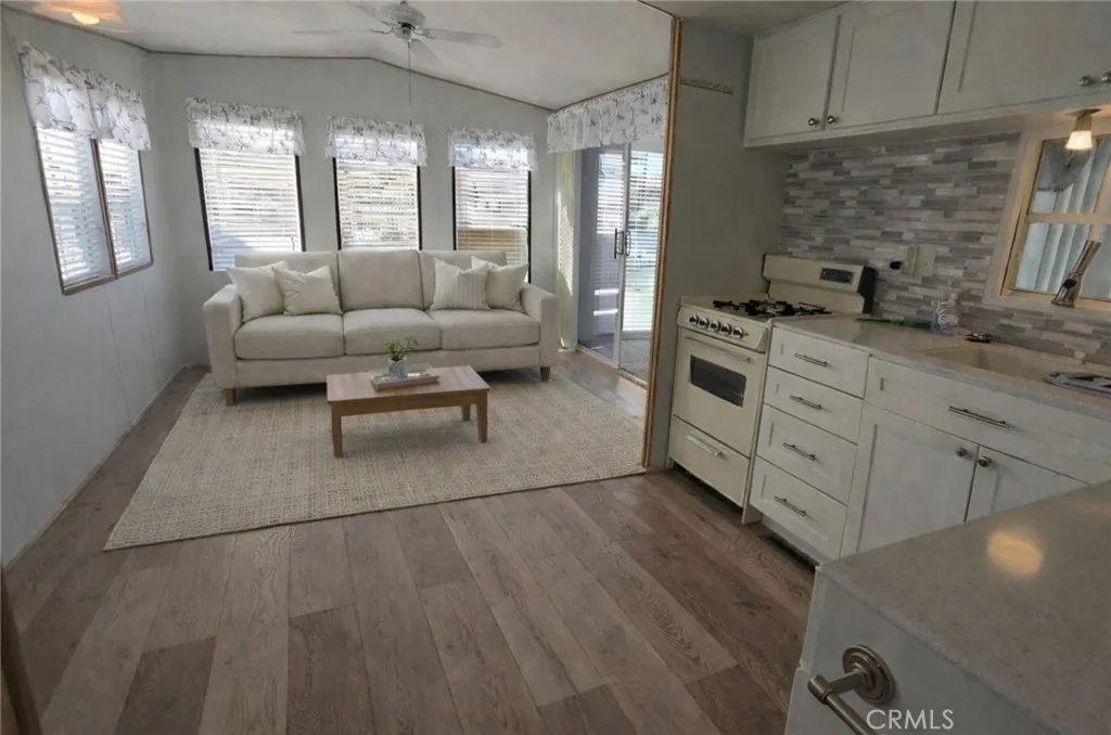 1295 S Cawston 42, Hemet, California 92545 — photo 5