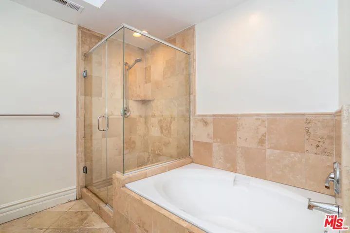 10364 Almayo Avenue 103, Los Angeles, California 90064