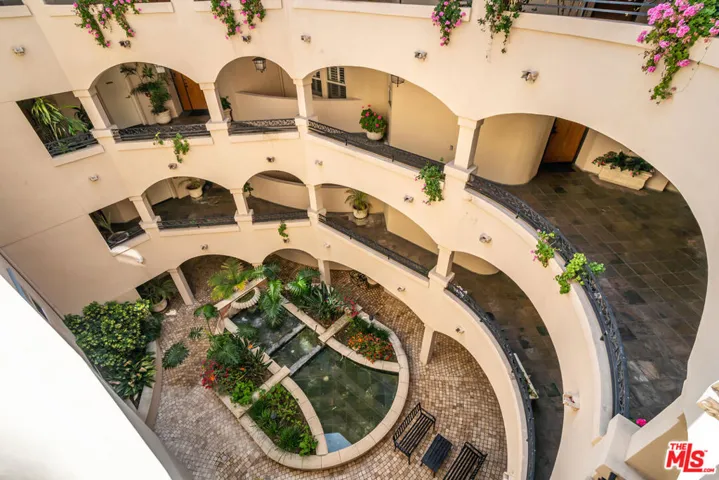 10364 Almayo Avenue 103, Los Angeles, California 90064