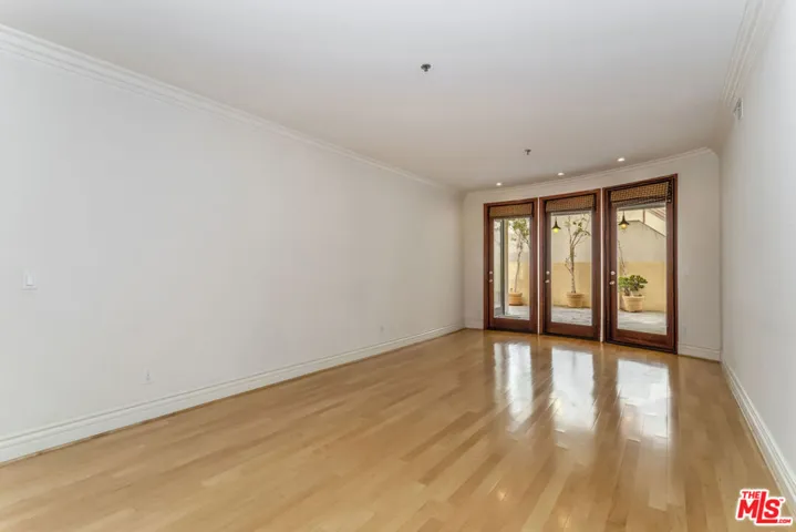 10364 Almayo Avenue 103, Los Angeles, California 90064