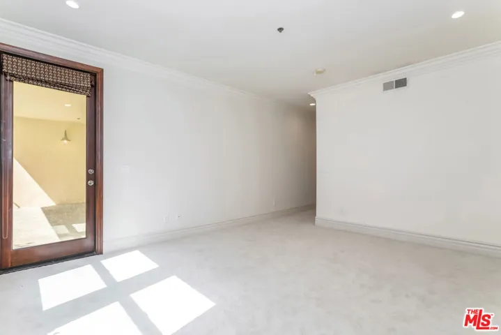 10364 Almayo Avenue 103, Los Angeles, California 90064